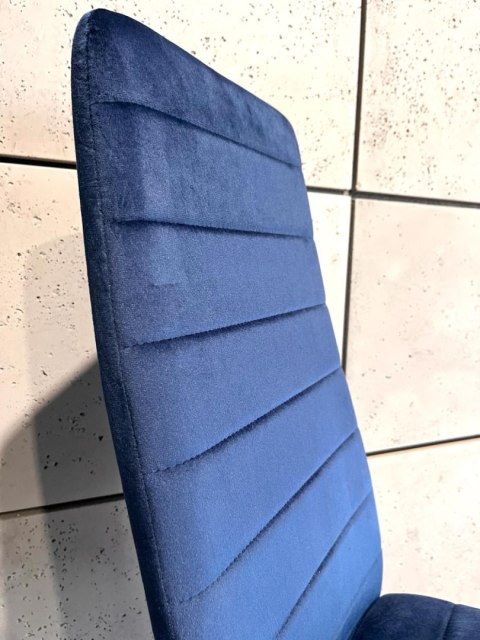 Krzesła tapicerowane zestaw 4 VALVA LINE VELVET BLUE Krzesła tapicerowane zestaw 4 VALVA LINE VELVET BLUE