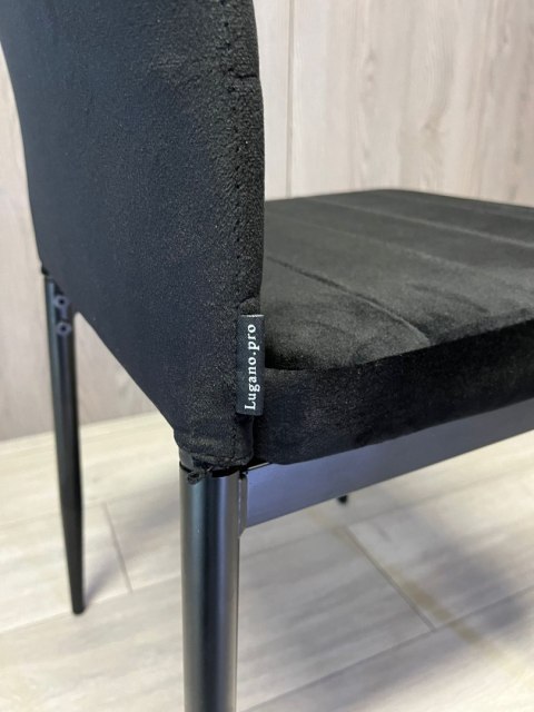 Krzesło tapicerowane VALVA LINE VELVET BLACK Krzesło tapicerowane VALVA LINE VELVET BLACK