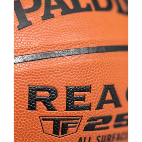 PIŁKA DO KOSZYKÓWKI SPALDING REACT TF-250 R.7 FIBA PIŁKA DO KOSZYKÓWKI SPALDING REACT TF-250 R.7 FIBA