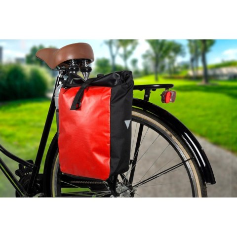 SAKWA TORBA ROWEROWA WODOSZCZELNA TYLNIA NA BAGAŻNIK CZERWONA 15L DUNLOP SAKWA TORBA ROWEROWA WODOSZCZELNA TYLNIA NA BAGAŻNIK CZERWONA 15L DUNLOP