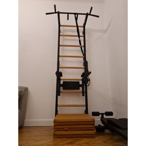 MATERAC GIMNASTYCZNY SKŁADANY BRĄZOWY 180CM BENCHK MATERAC GIMNASTYCZNY SKŁADANY BRĄZOWY 180CM BENCHK