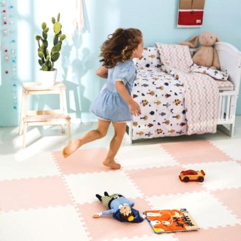 Duża mata piankowa puzzle Ricokids 60x60 cm 4 szt. brzoskwiniowo-biała Duża mata piankowa puzzle Ricokids 60x60 cm 4 szt. brzoskwiniowo-biała