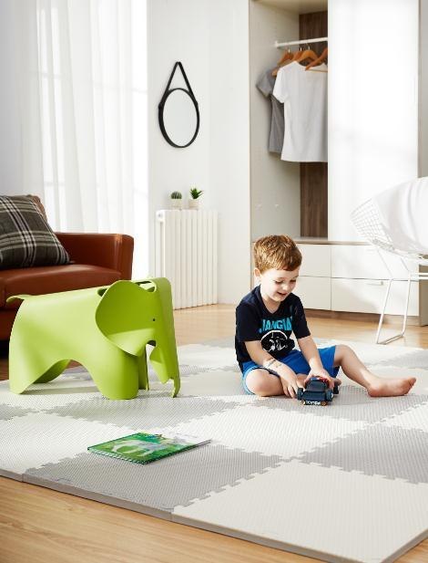 Duża mata piankowa, puzzle Ricokids 60x60cm 4 szt białe i szare Duża mata piankowa, puzzle Ricokids 60x60cm 4 szt białe i szare